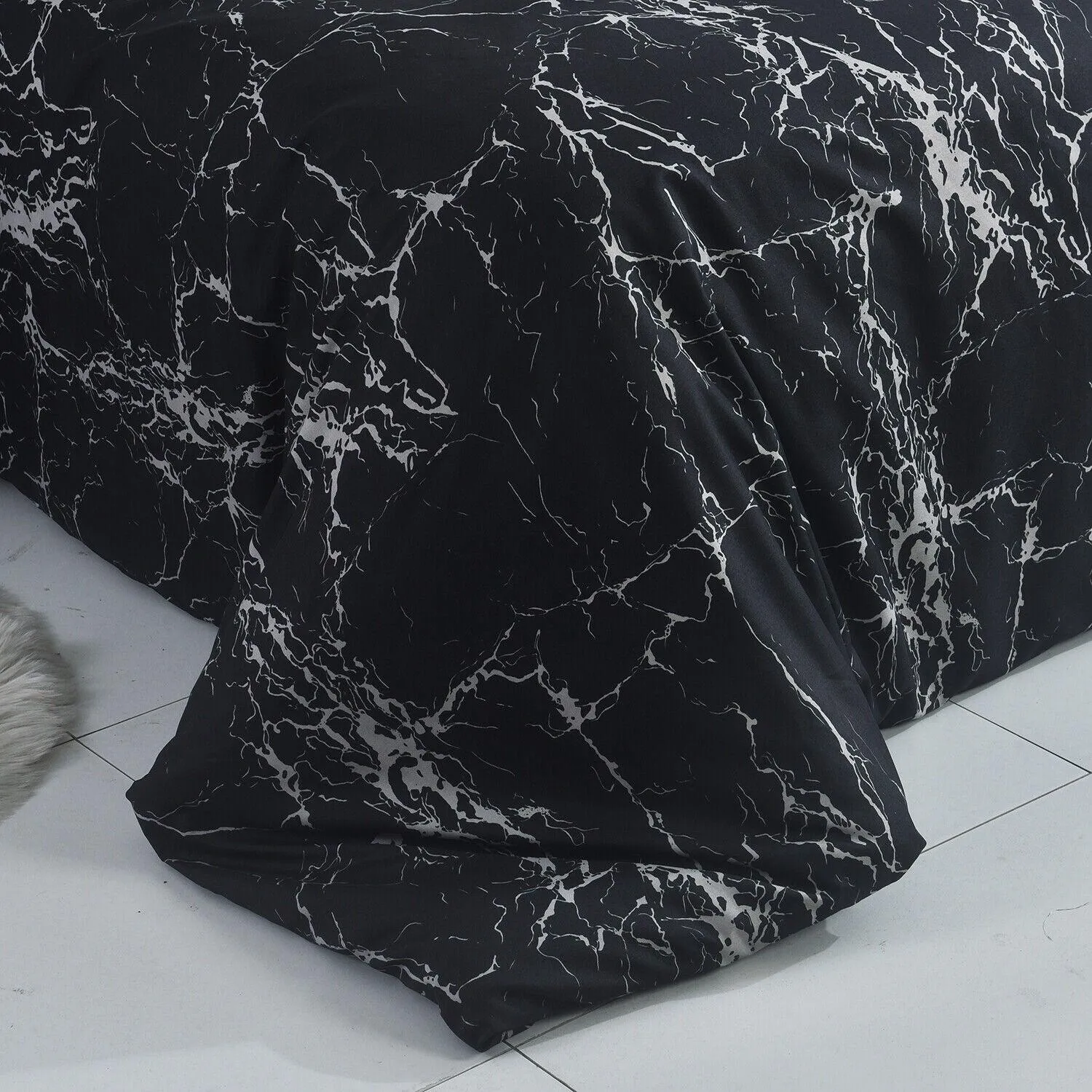 4 Piece Bedding Set  - Obsidian Marble Luxe Duvet Set