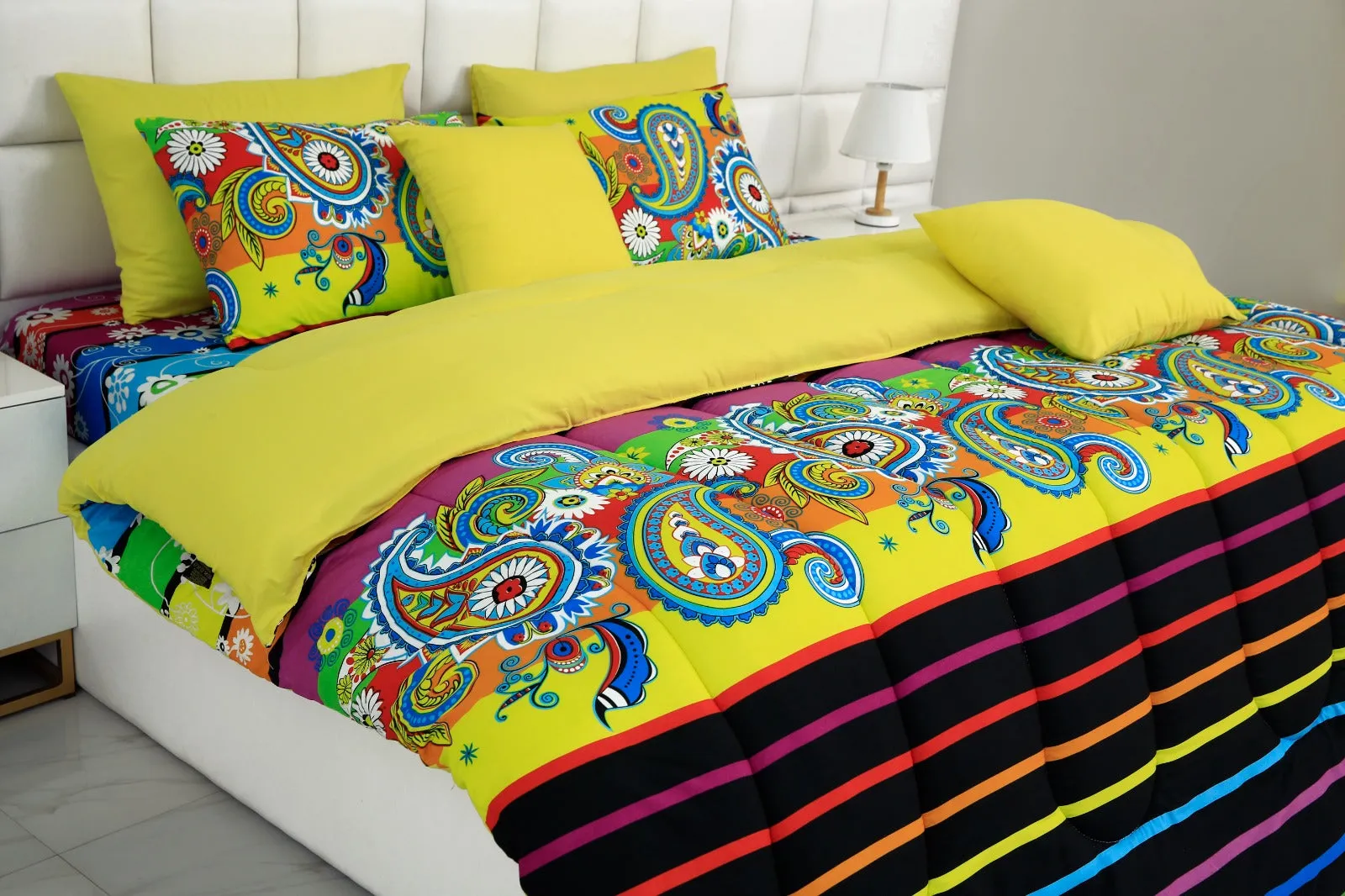 8 PCs Winter Comforter Set-14929 Multi Flowers(Yellow Reverse)