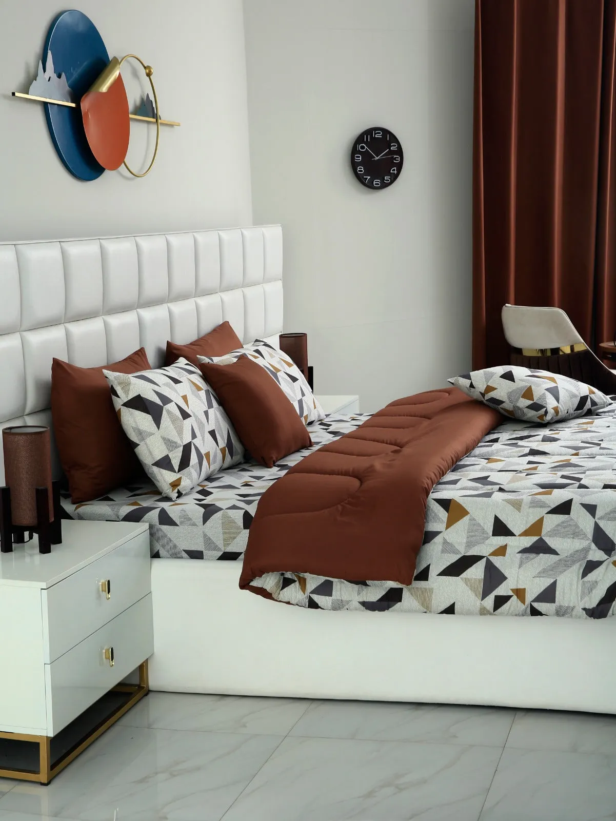 8 PCs Winter Comforter Set-Brown Triangle