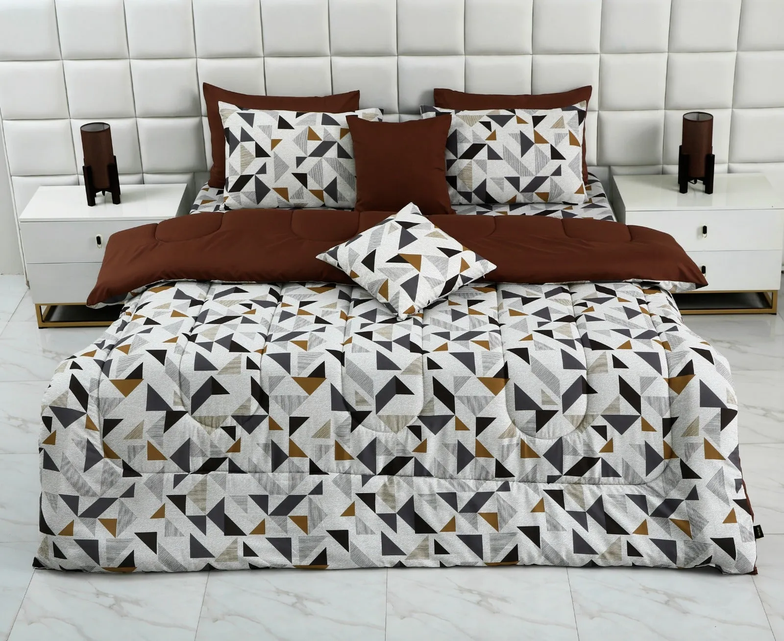 8 PCs Winter Comforter Set-Brown Triangle