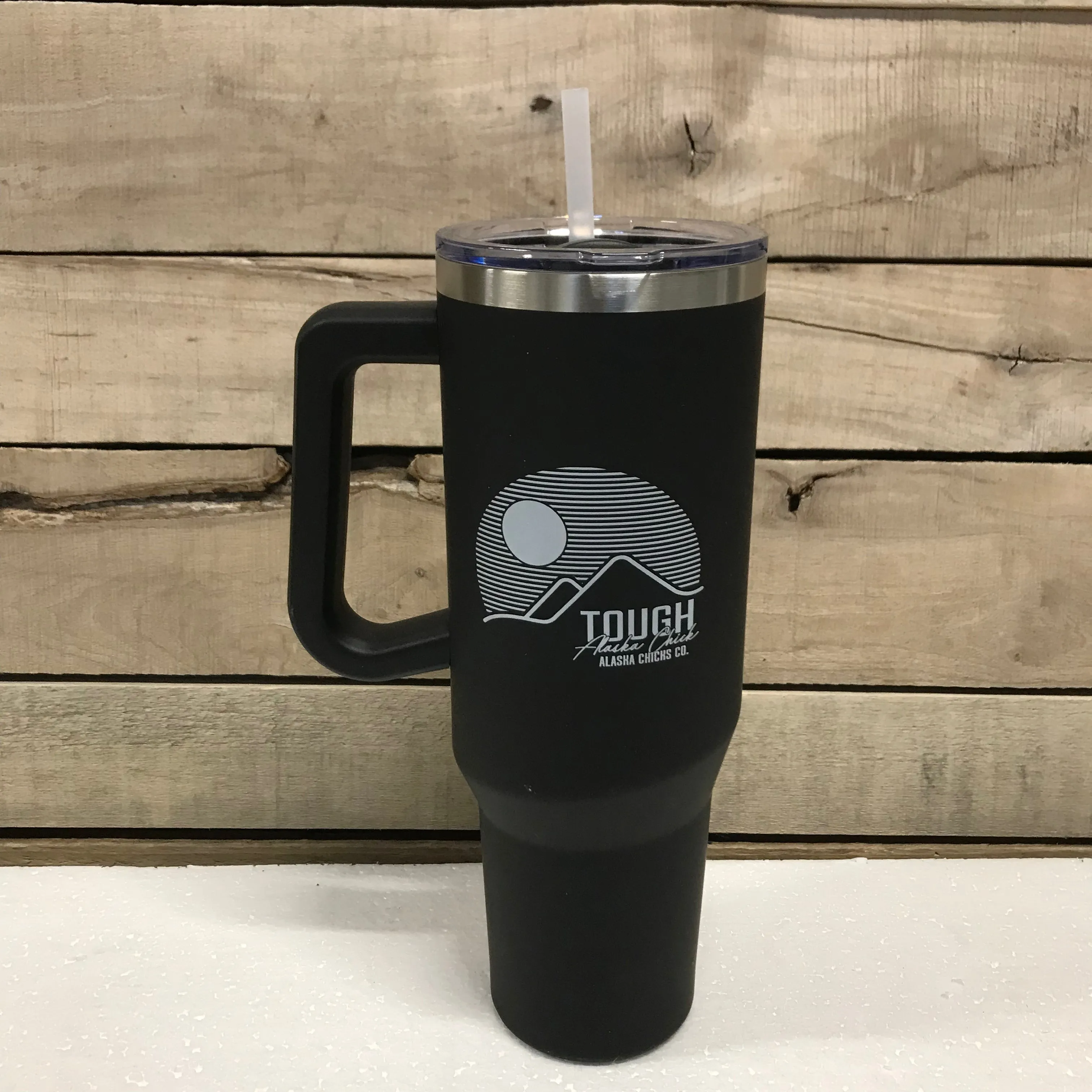 Alaskan Tumbler With Straw