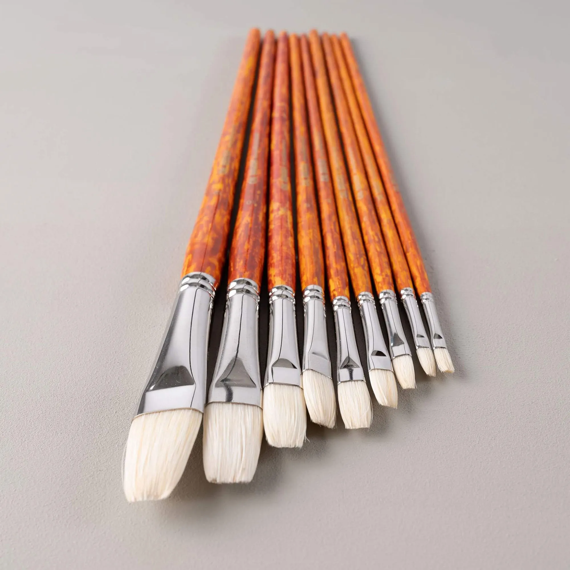 ARTdiscount Bristle Brushes - Long Flat