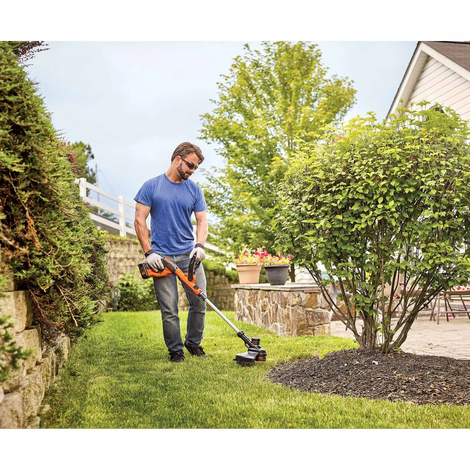 Black & Decker LST140C 40 V MAX Lithium String Trimmer