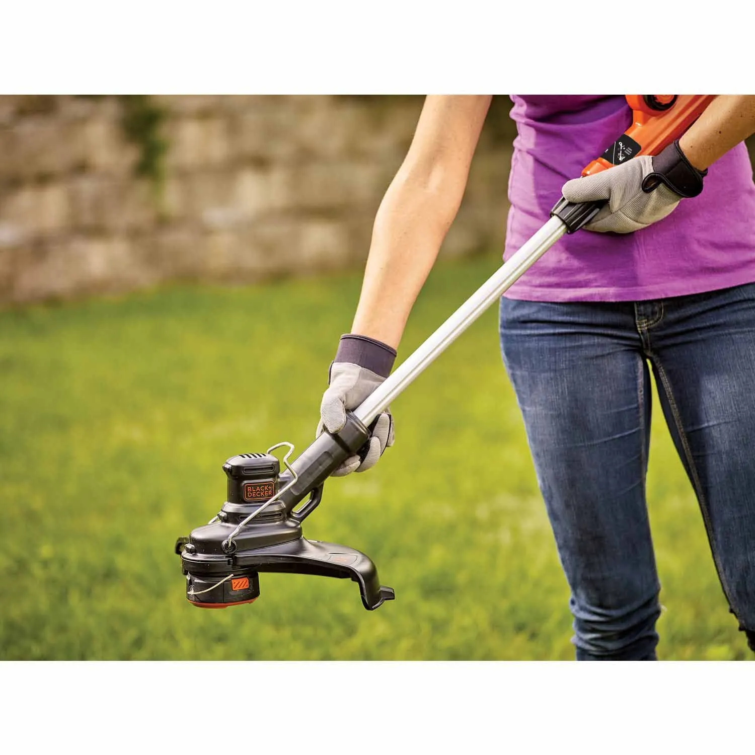 Black & Decker LST140C 40 V MAX Lithium String Trimmer