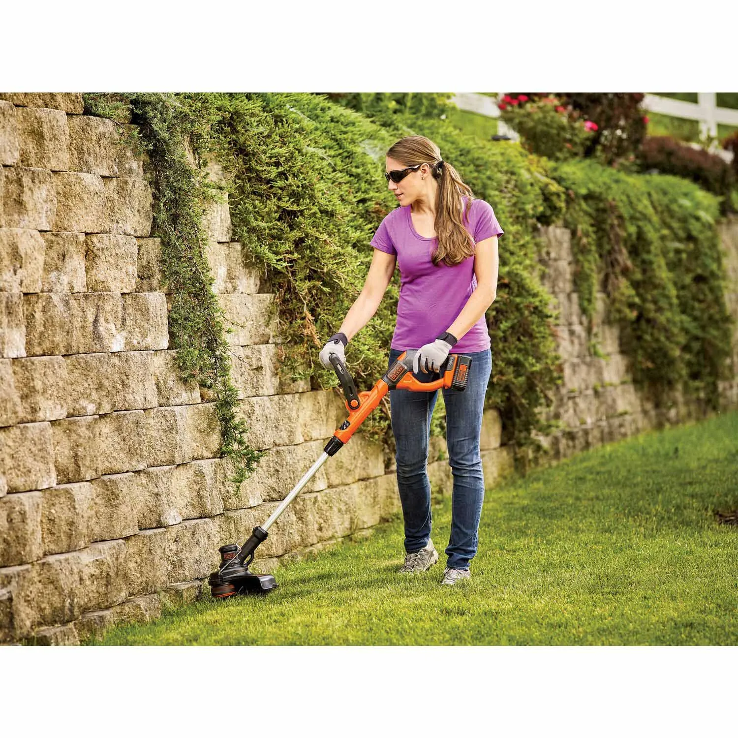 Black & Decker LST140C 40 V MAX Lithium String Trimmer