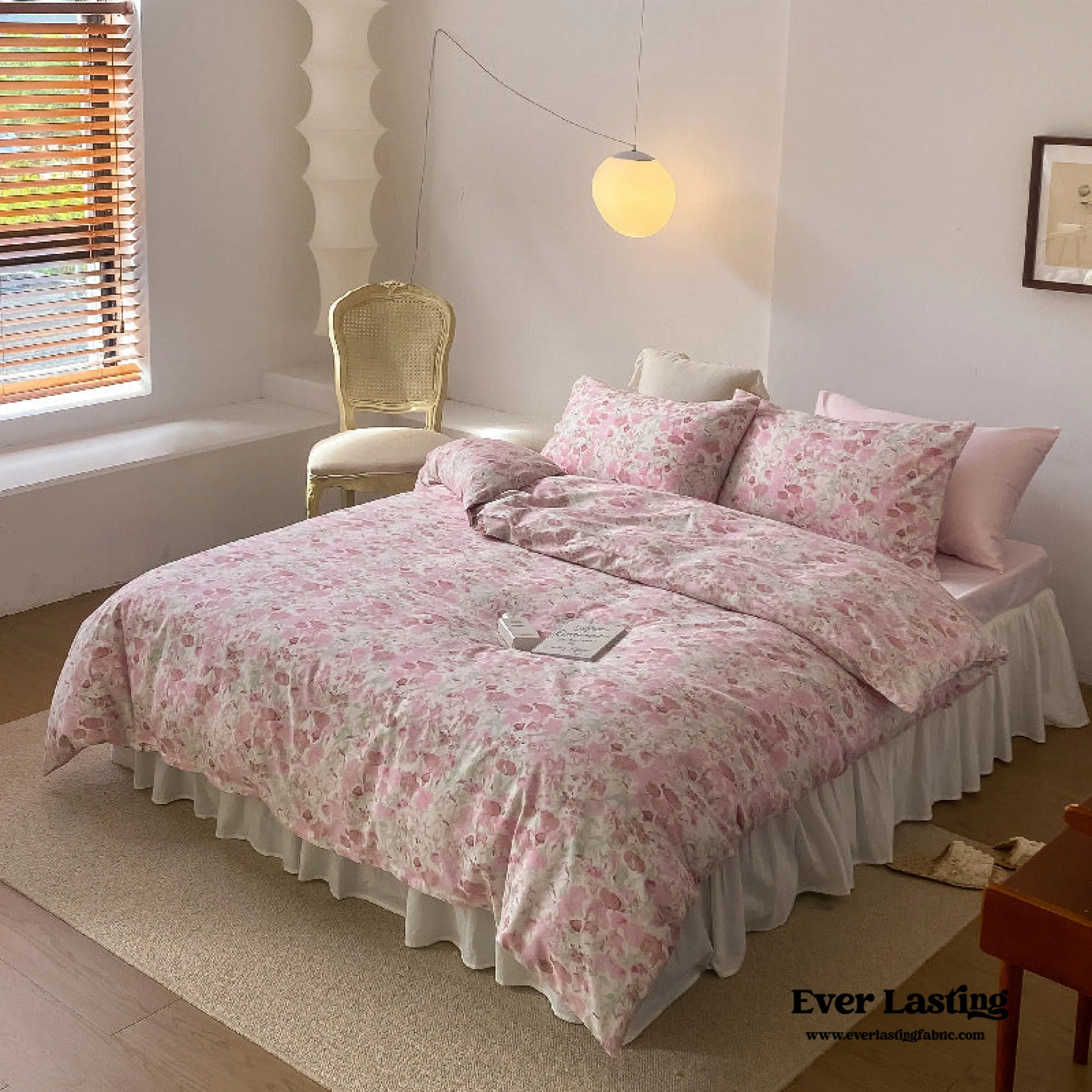 Blossom Floral Bedding Set / Cream Pink