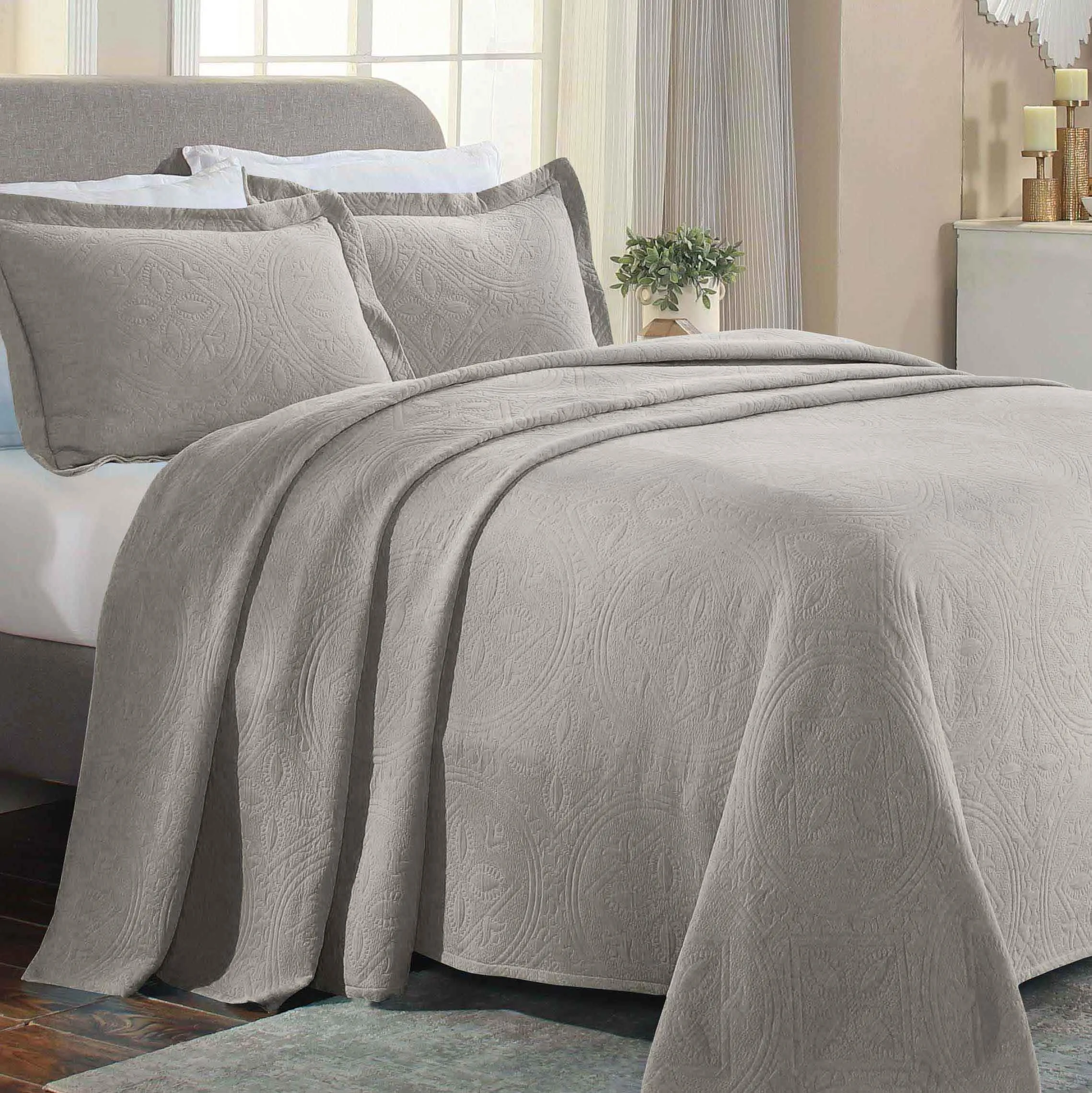 Celtic Circle Cotton Jacquard Matelasse Bedspread Set