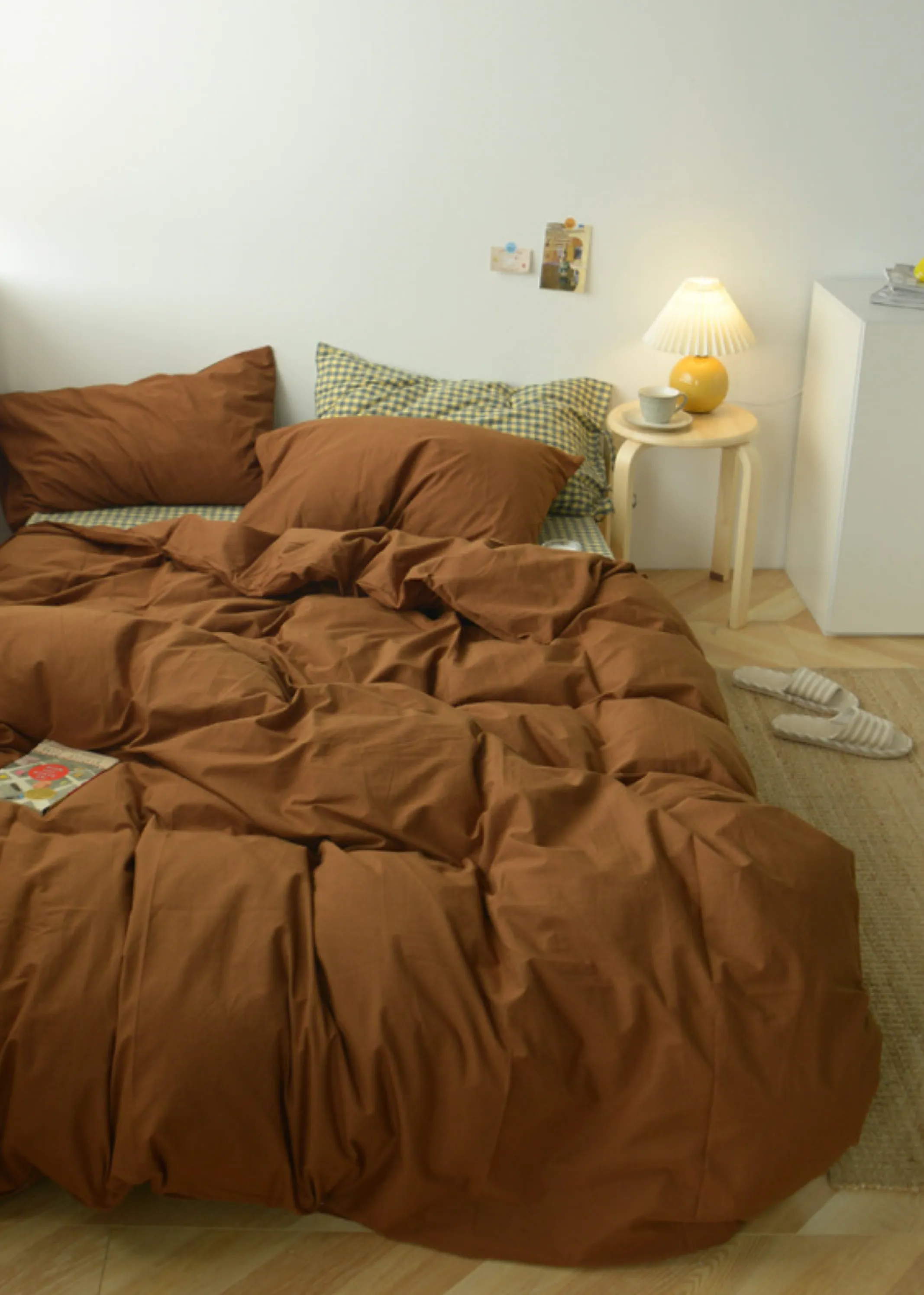 Checkered Bedding Set / Caramel Brown