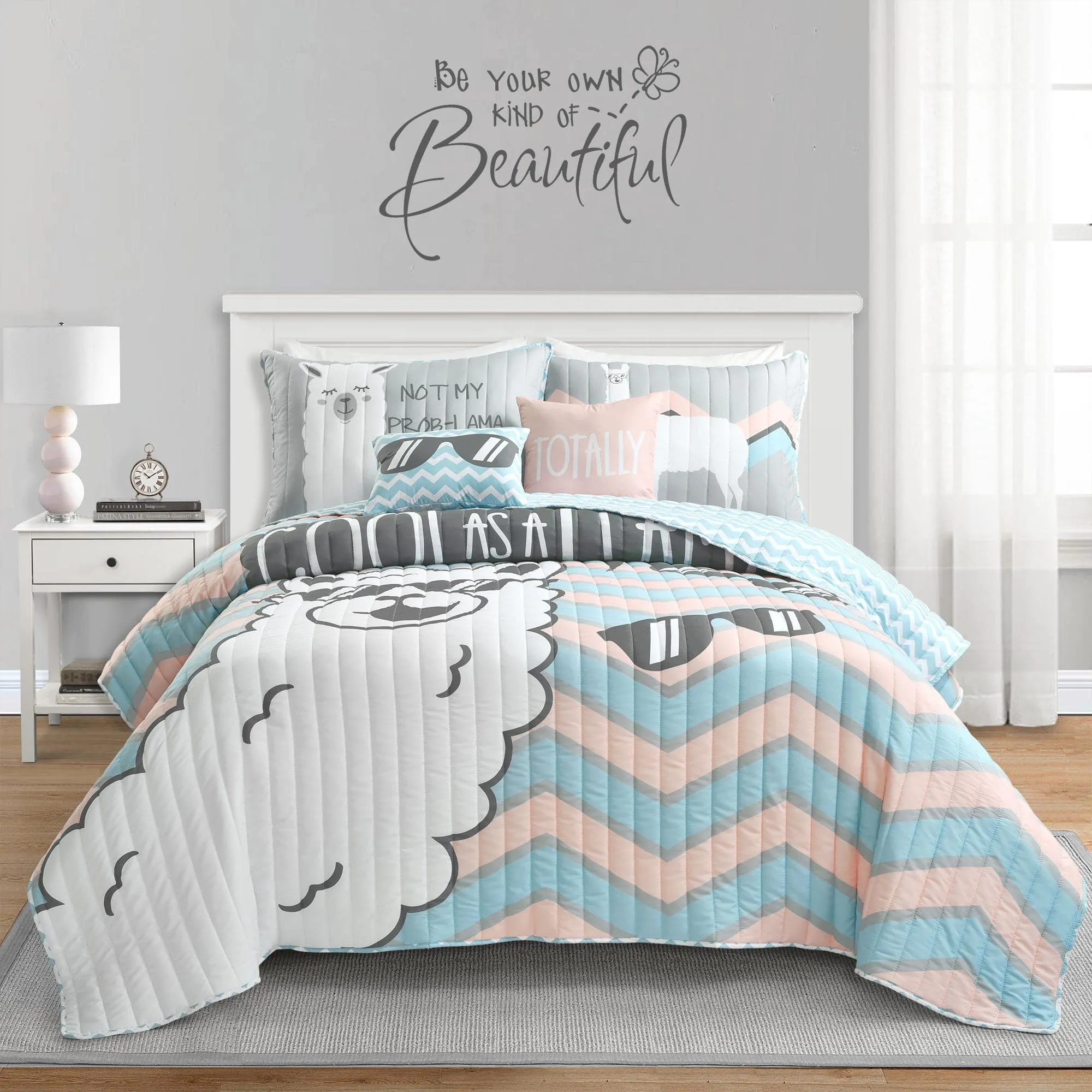 Cool As Llama Reversible Quilt Set