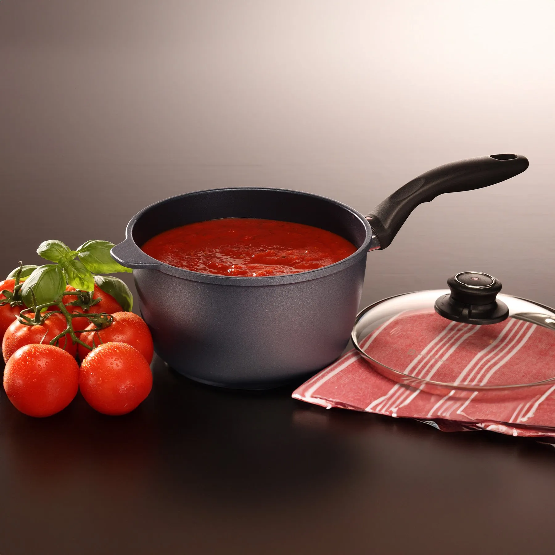 HD Nonstick Saucepan with Glass Lid