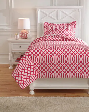 Loomis Signature Design by Ashley Comforter Set Twin