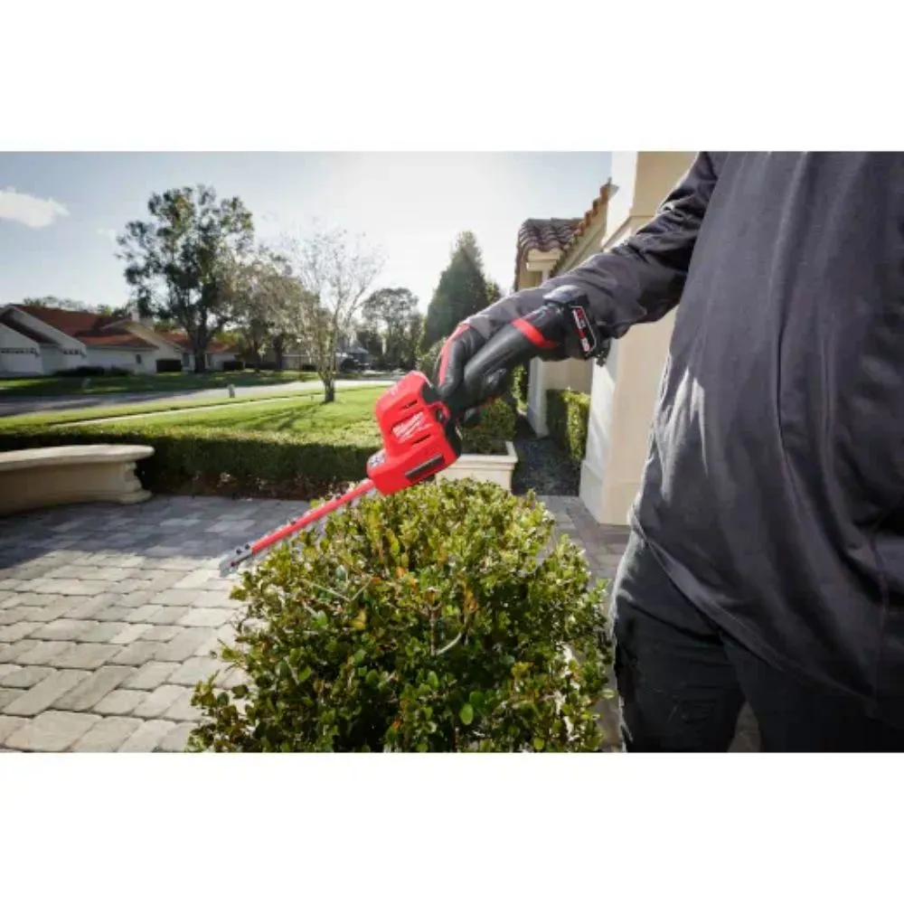 Milwaukee 2533-20 M12 FUEL 8" Hedge Trimmer