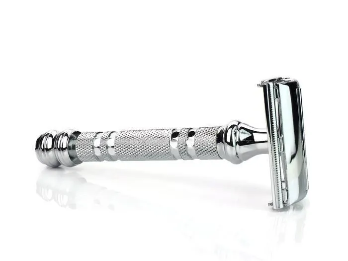 Parker 66R Heavyweight Safety Razor Butterfly Opening