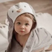 PENGUIN HOODED BABY BATH WRAP