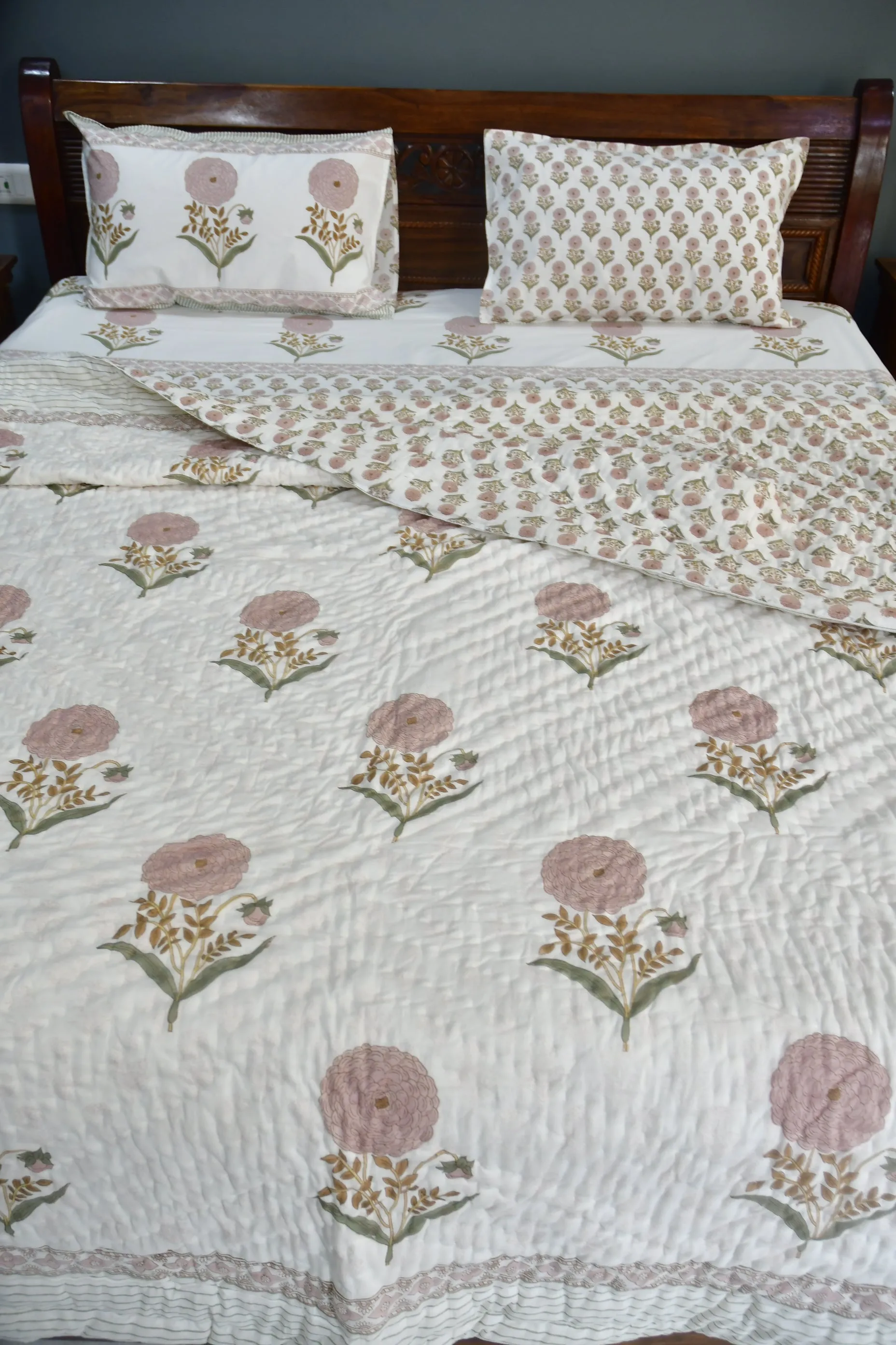 Pink Phool Dreamscape: Bedding set Hand-Blocked Floral Paradise