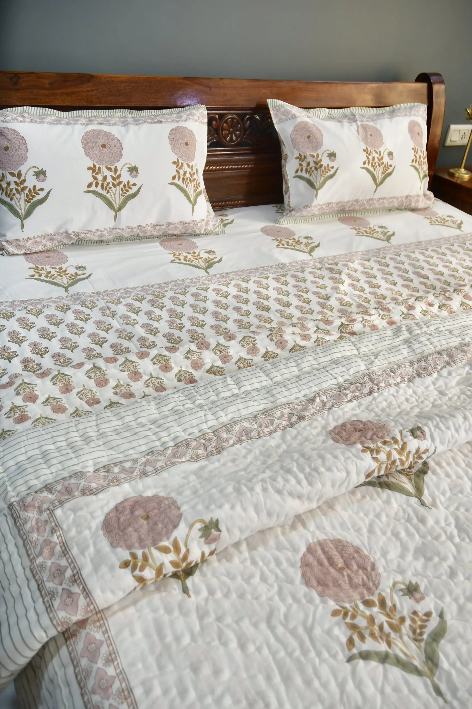 Pink Phool Dreamscape: Bedding set Hand-Blocked Floral Paradise