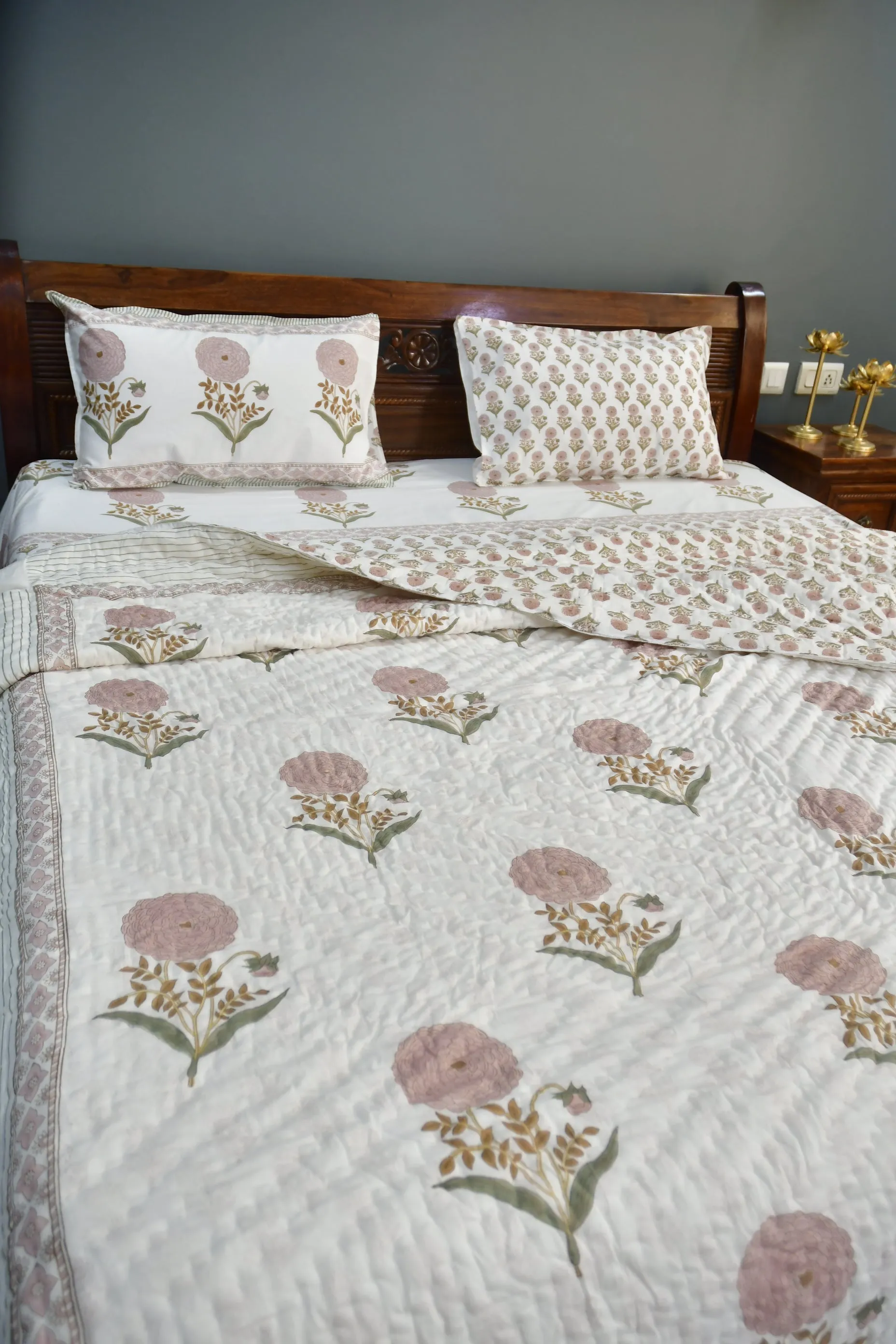 Pink Phool Dreamscape: Bedding set Hand-Blocked Floral Paradise