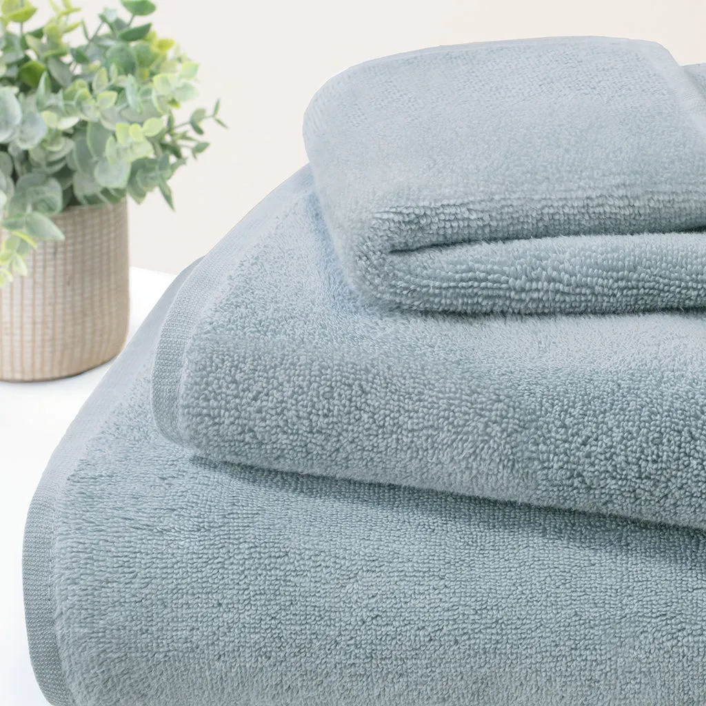 Plush Coastal Blue Towel Spa Bundle (2 Wash   2 Hand   4 Bath Towels)