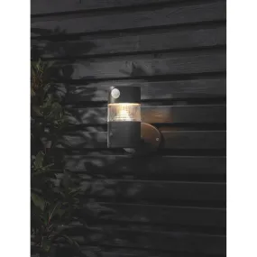 Putney Solar Wall Light | Black