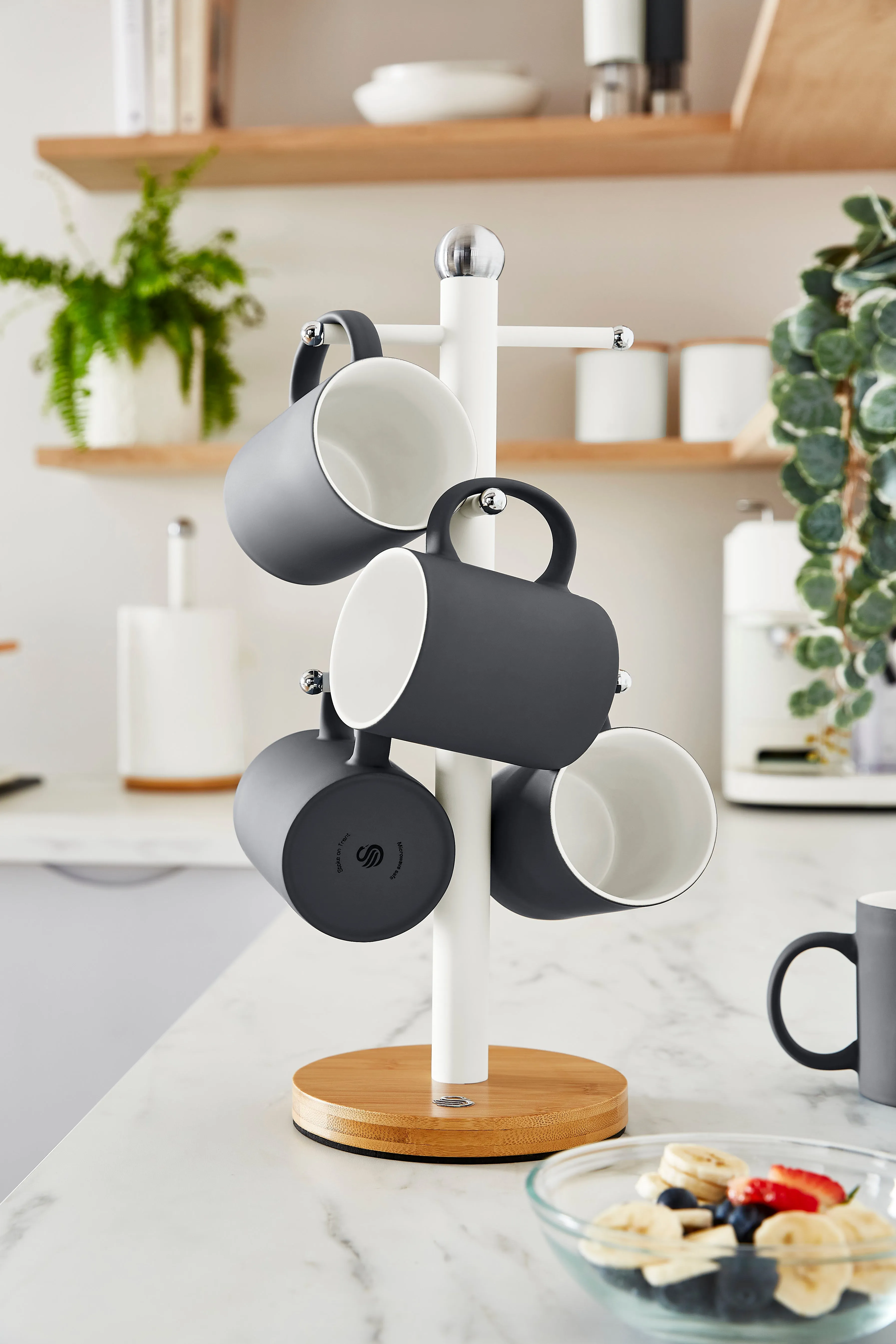 Swan Nordic Mug Tree