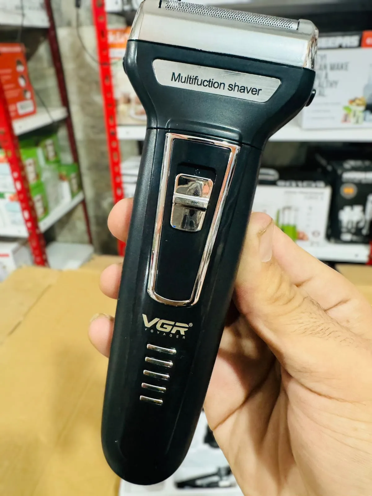 VGR 3 in 1 Trimmer & Shaver V-210