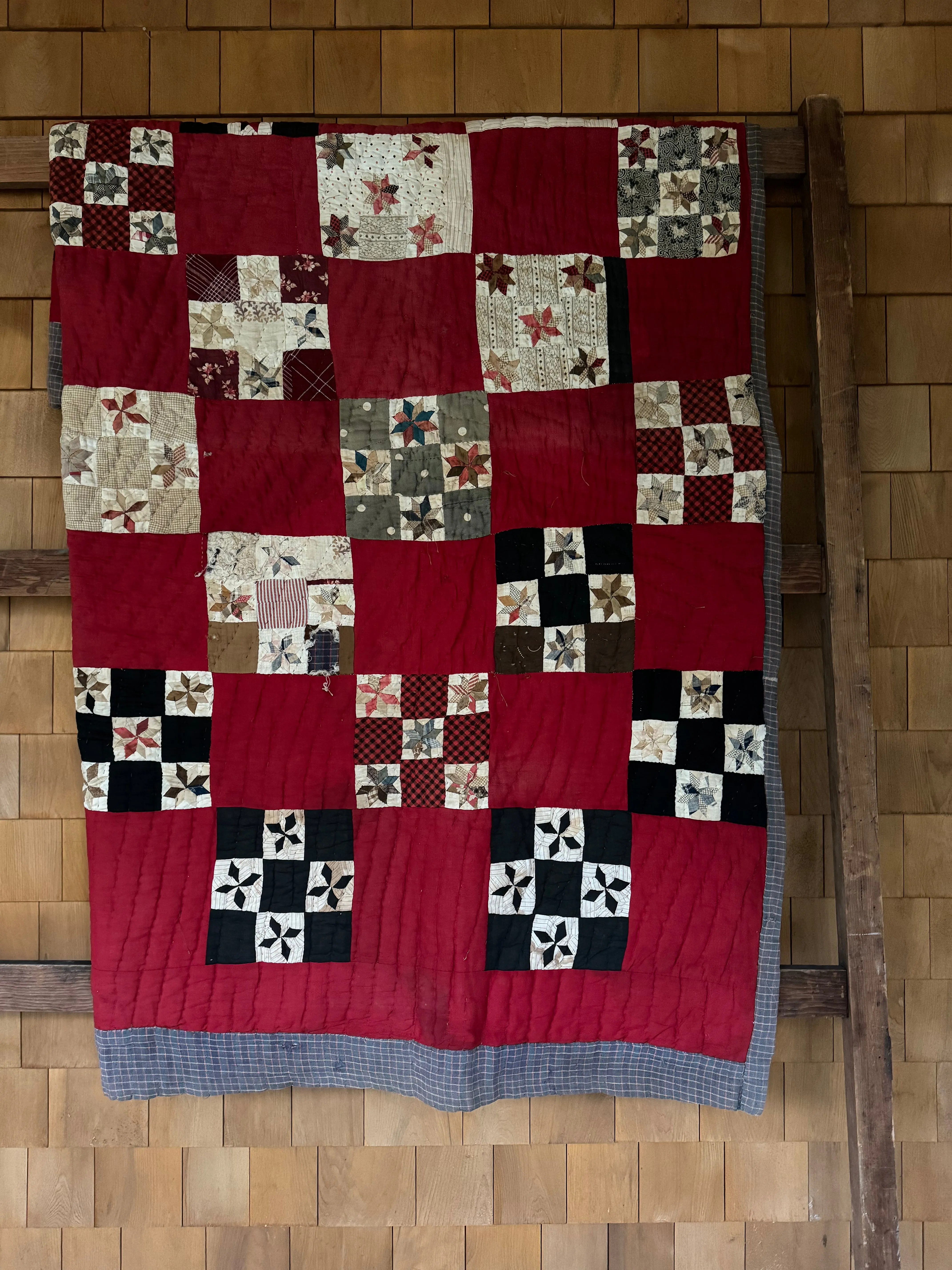 Vintage Handmade Quilt - Black   Red